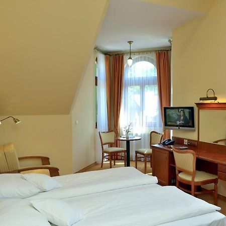 Hotel Stefania Крыница-Здруй Экстерьер фото